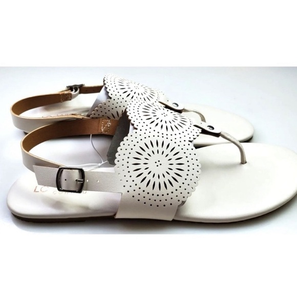 LC Conrad T-Strap Sandals - Picture 5 of 10